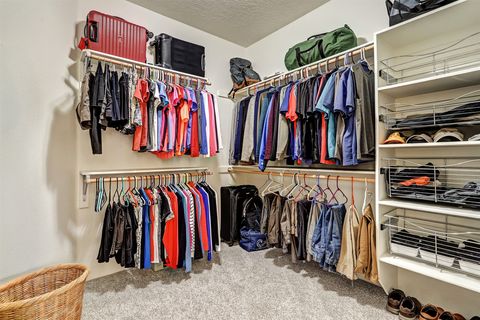 Tiny photo for 130 E Chili Line Road Rd, Santa Fe, NM 87508 (MLS # 202601683)