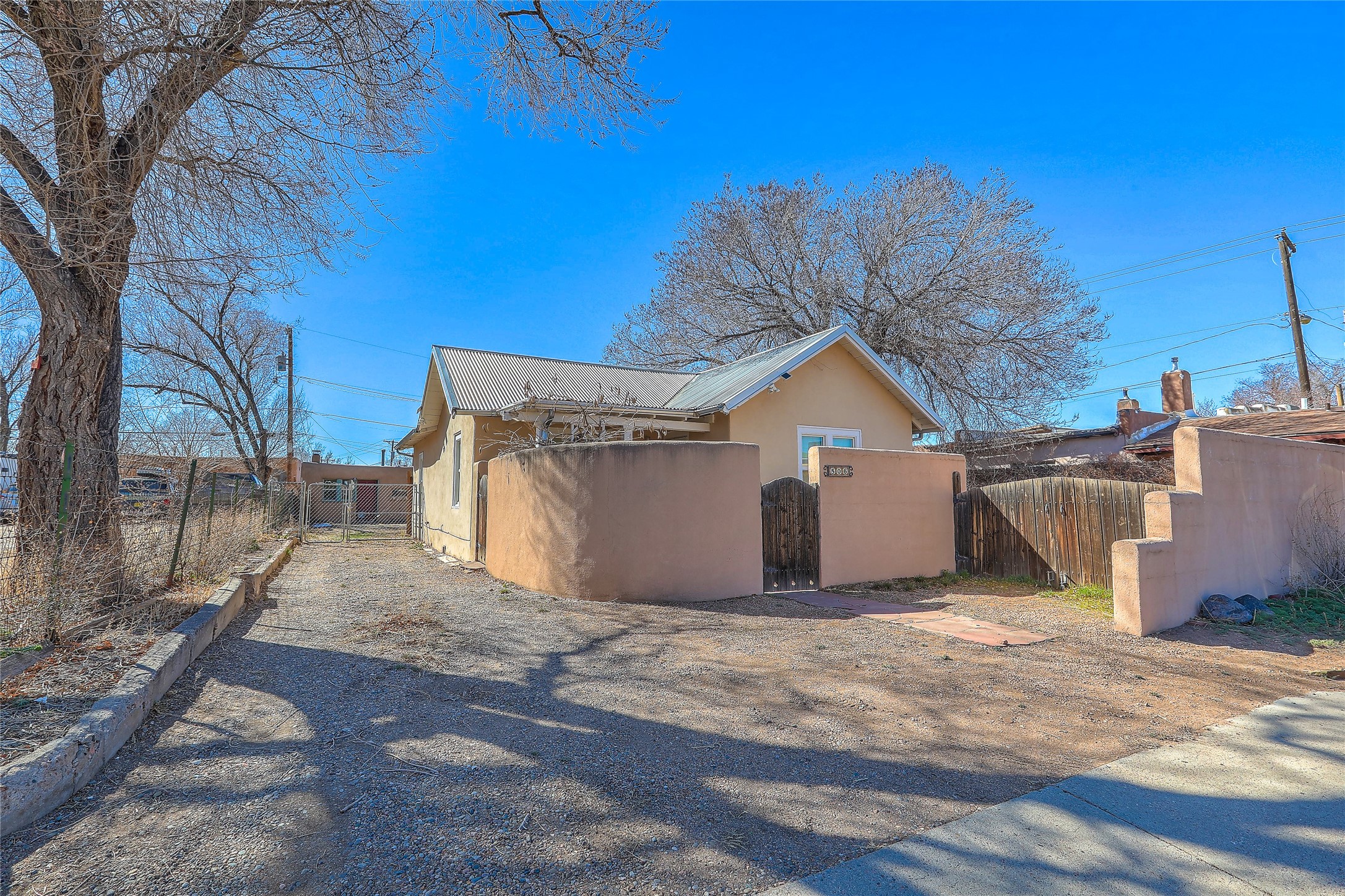 Listing image 6