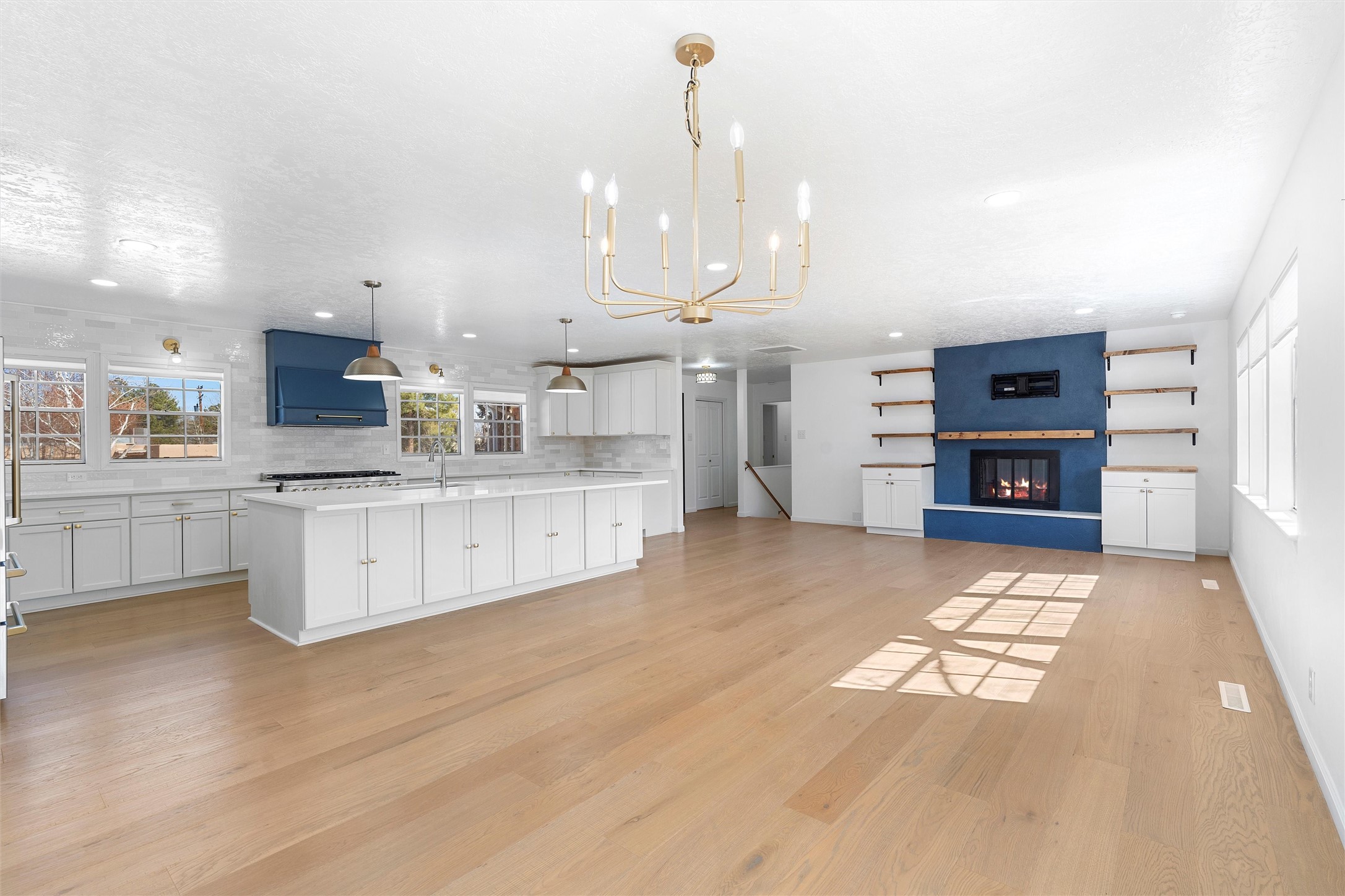233 Andanada Street, Los Alamos, New Mexico image 17