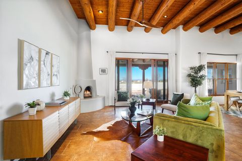 Photo of 38 Encantado Loop Loop, Santa Fe, NM 87508 (MLS # 202600593)