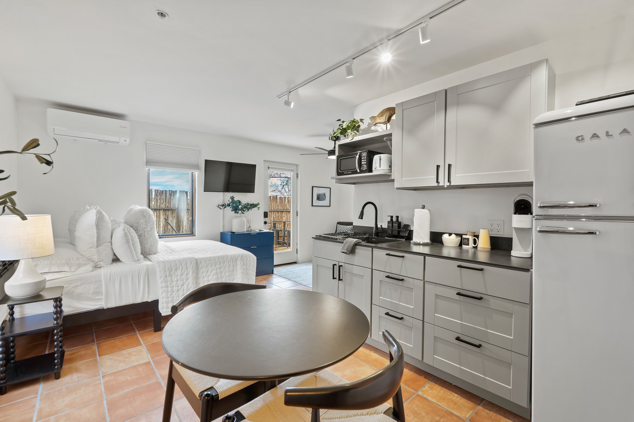 Santa Fe, New Mexico 87508, United States, ,Commercial,Active,253582