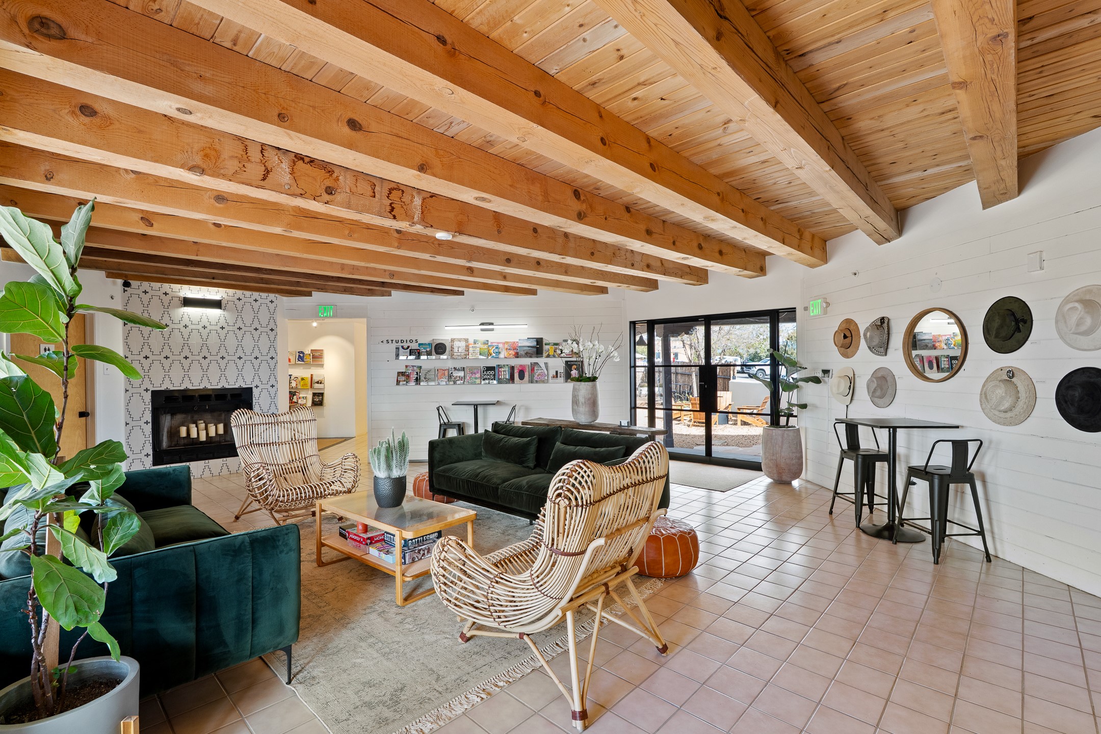 Santa Fe, New Mexico 87508, United States, ,Commercial,Active,253582