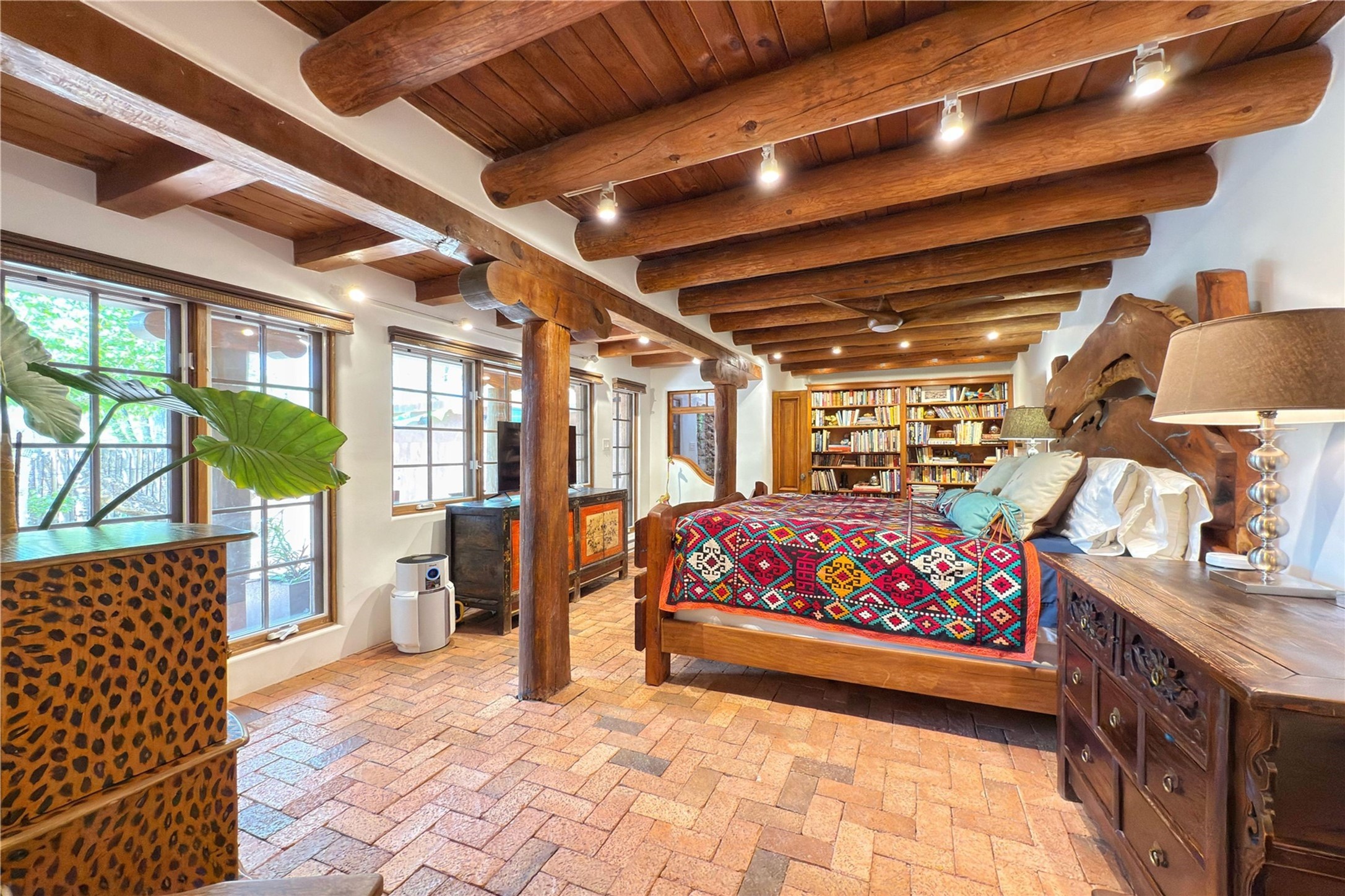 1352 Bishops Lodge Road, Santa Fe, New Mexico image 7