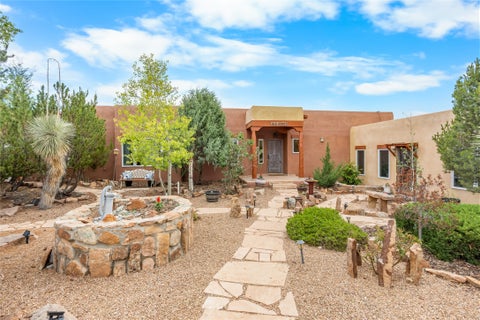 Mobile Home For Sale - 2308 Camino Vado<br/> Santa Fe County, Santa Fe, NM 87507