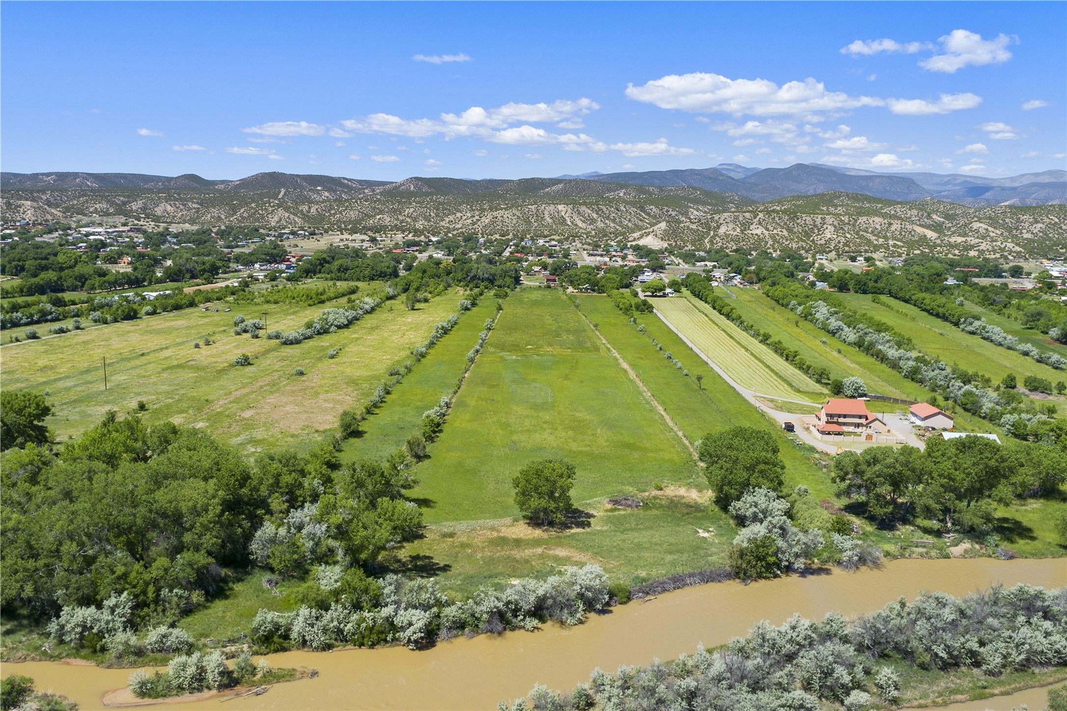 789 County Road 01, Hernandez, New Mexico image 1