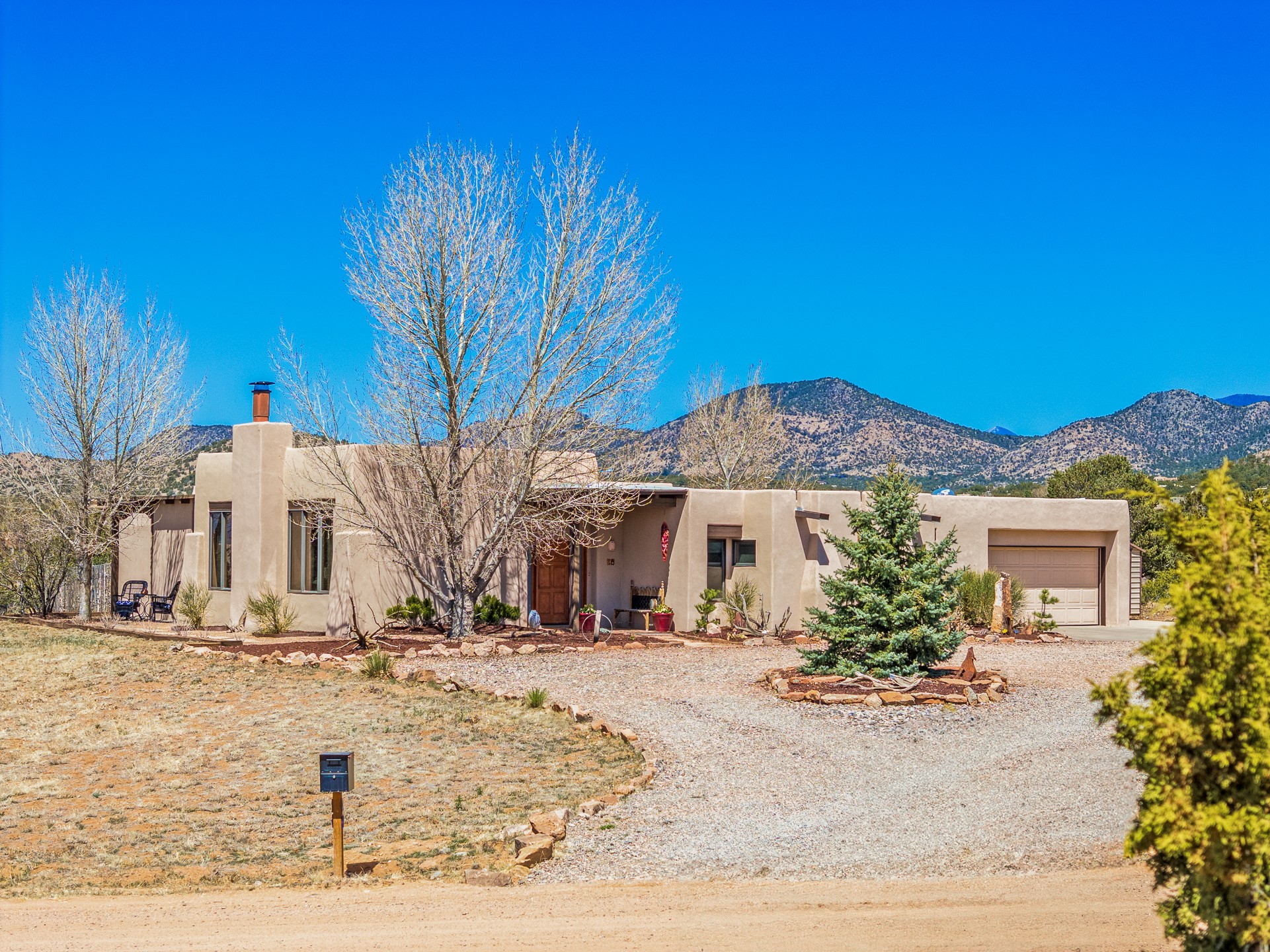 19 Puerto Rd, Santa Fe, New Mexico image 2