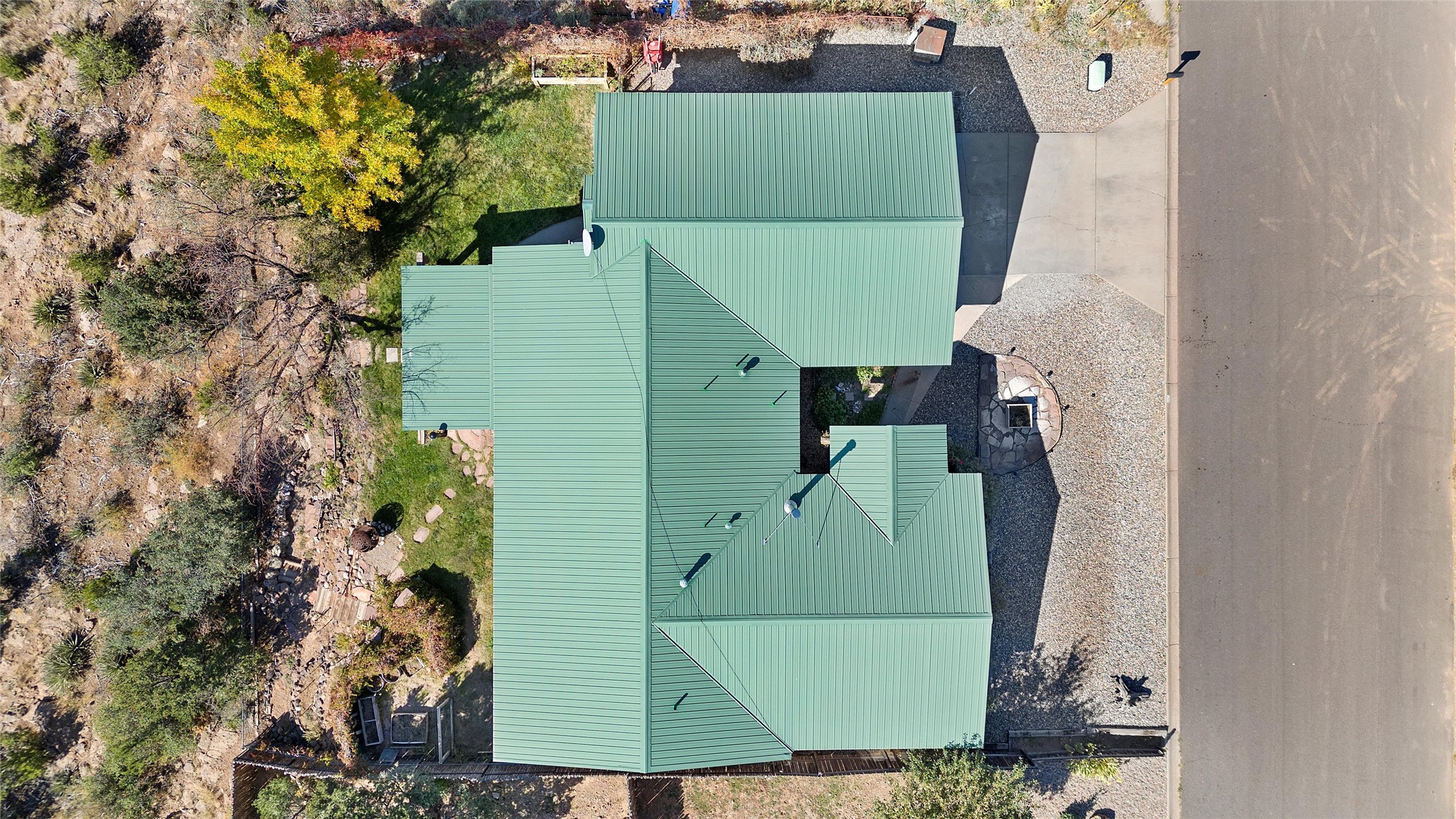 1043 Cheyenne St, Los Alamos, New Mexico image 5