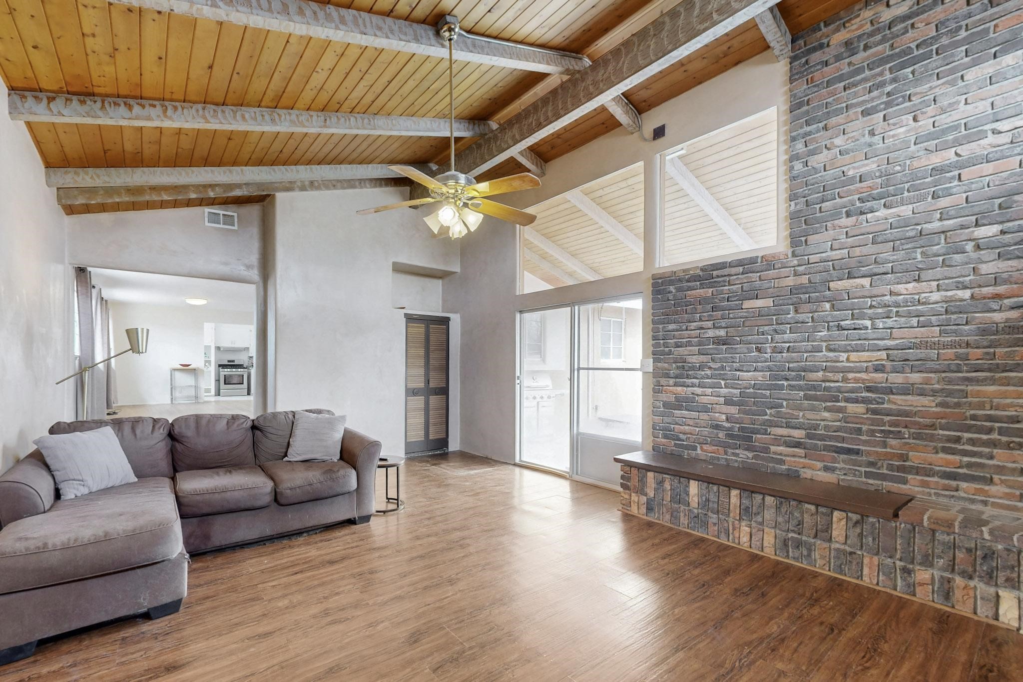 612 Valley Drive, Espanola, New Mexico image 9