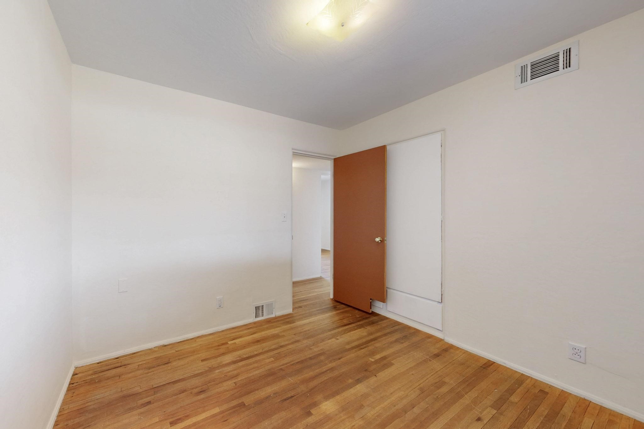612 Valley Drive, Espanola, New Mexico image 32