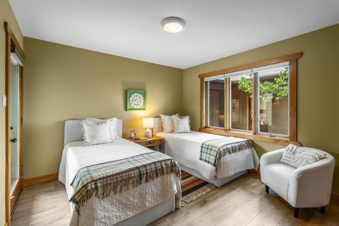 Tiny photo for 10 Descanso Road, Santa Fe, NM 87508 (MLS # 202601188)