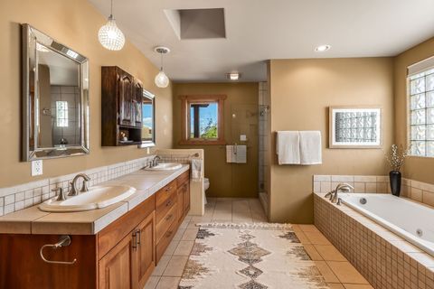 Tiny photo for 10 Descanso Road, Santa Fe, NM 87508 (MLS # 202601188)