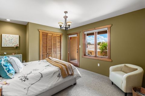 Tiny photo for 10 Descanso Road, Santa Fe, NM 87508 (MLS # 202601188)