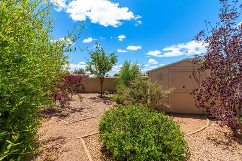 Tiny photo for 10 Descanso Road, Santa Fe, NM 87508 (MLS # 202601188)