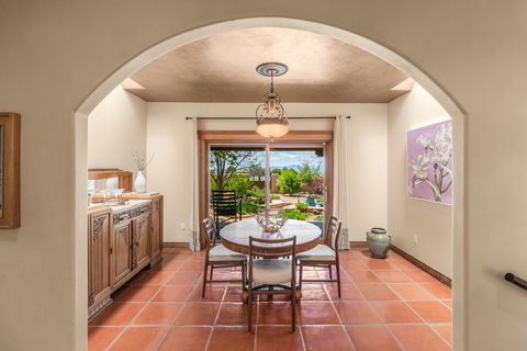 Tiny photo for 10 Descanso Road, Santa Fe, NM 87508 (MLS # 202601188)