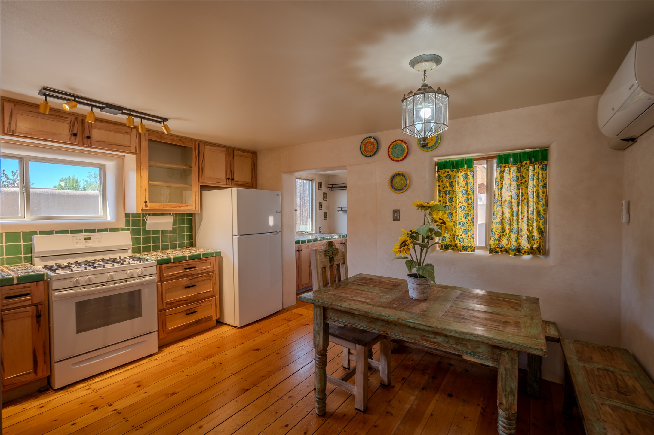 246 Maynard Street, Santa Fe, New Mexico image 7