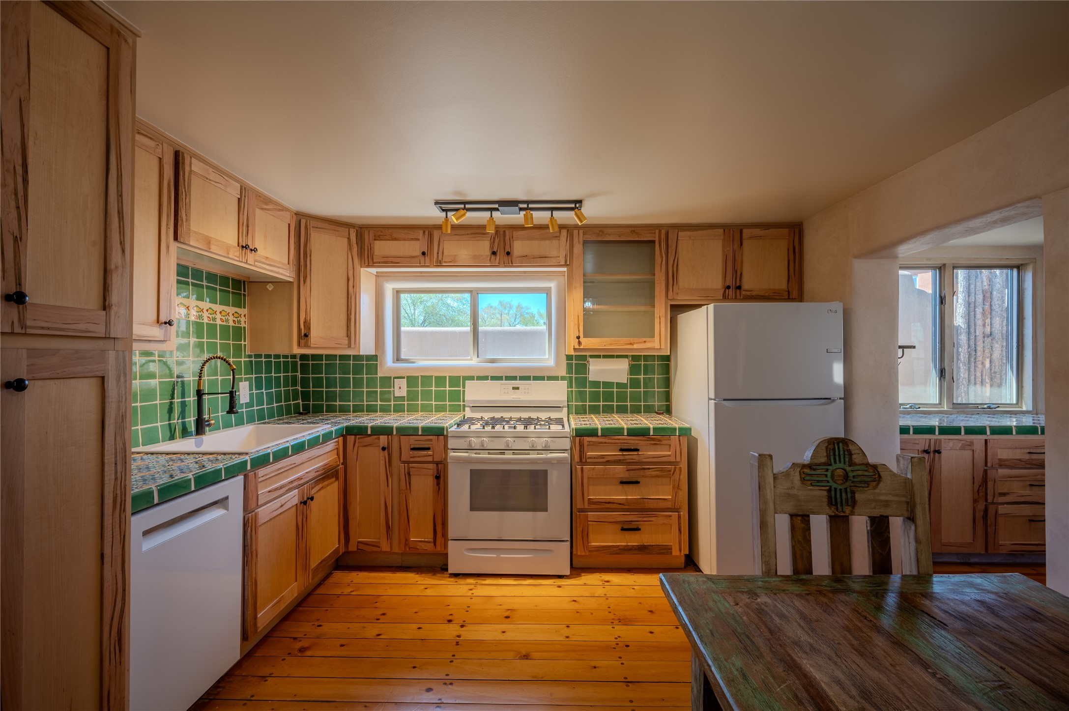 246 Maynard Street, Santa Fe, New Mexico image 8