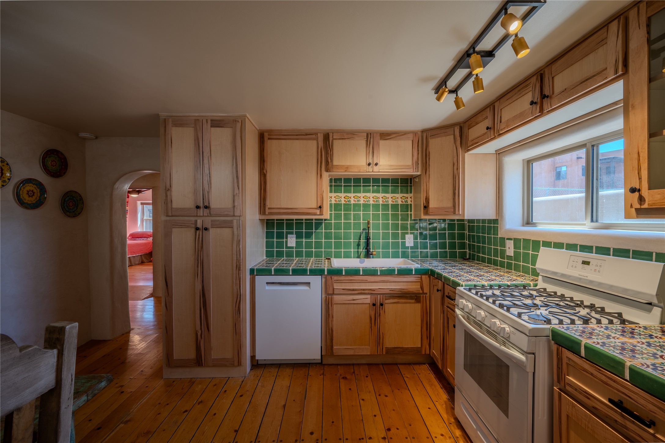 246 Maynard Street, Santa Fe, New Mexico image 9