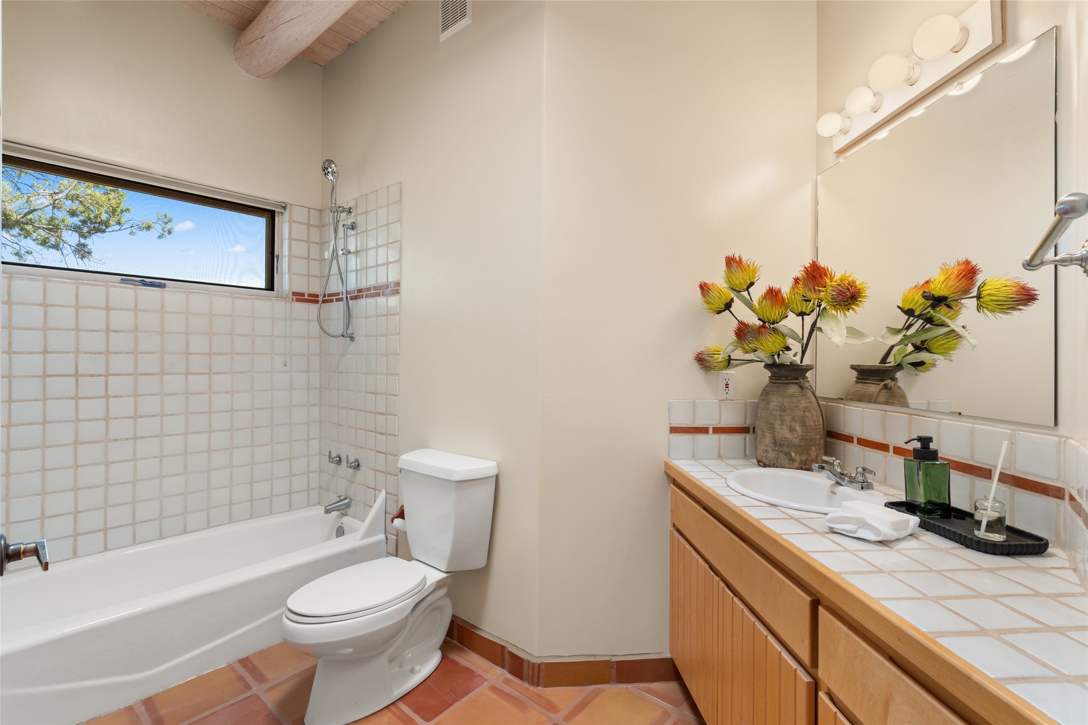 28 Camino Caballos Spur, Lamy, New Mexico image 18