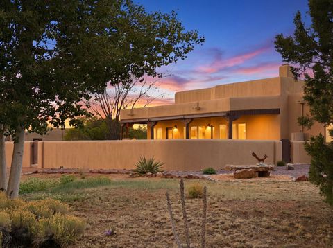 Tiny photo for 29 Bosque LOOP, Santa Fe, NM 87508 (MLS # 202602184)