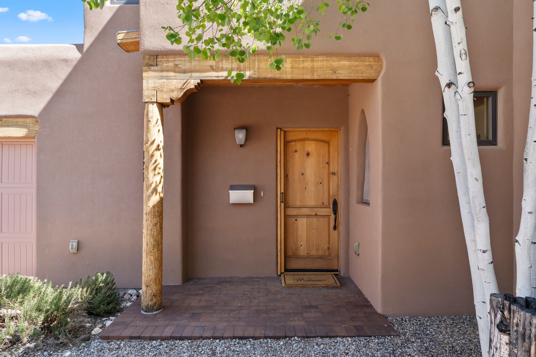 823 Waldo Street, Santa Fe, New Mexico image 2