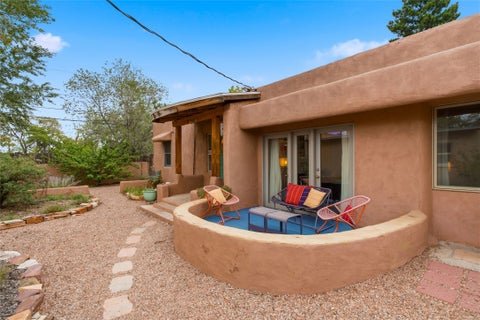 Condo For Sale - 725 1/2 Gomez Road #B<br/> Santa Fe, NM 87505