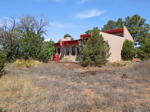 Tiny photo for 19 Aventura Road, Santa Fe, NM 87508 (MLS # 202601702)