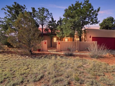 Photo of 19 Aventura Road, Santa Fe, NM 87508 (MLS # 202601702)