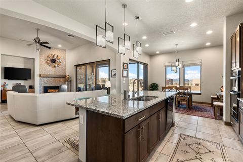 11 Camino Maravilla, Santa Fe, NM 87506 - MLS#: 202500302