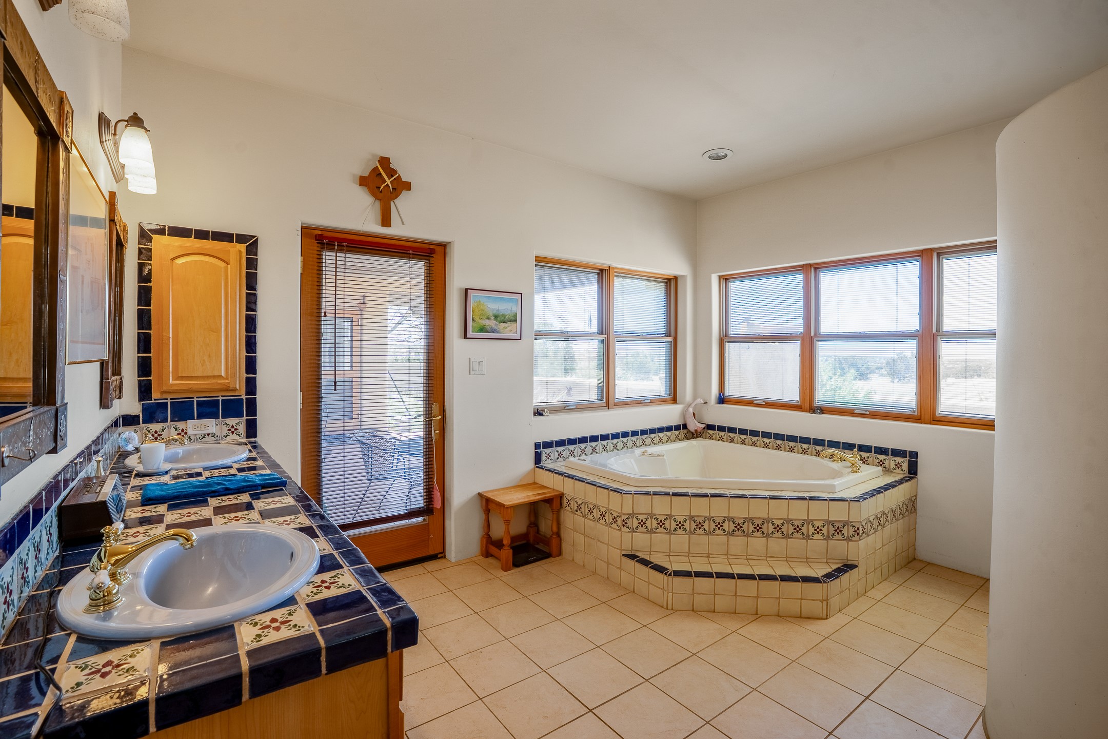 24 Camino Caballos Spur, Lamy, New Mexico image 7