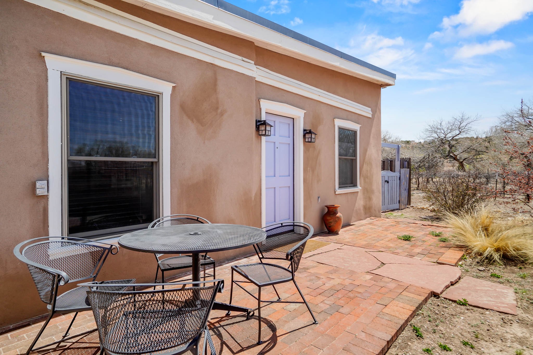 440 Los Pinos Rd, Santa Fe, New Mexico image 2
