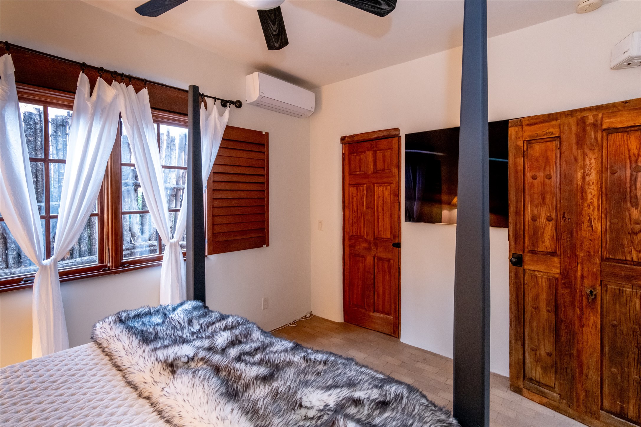 856 E Palace Avenue, Santa Fe, New Mexico image 10