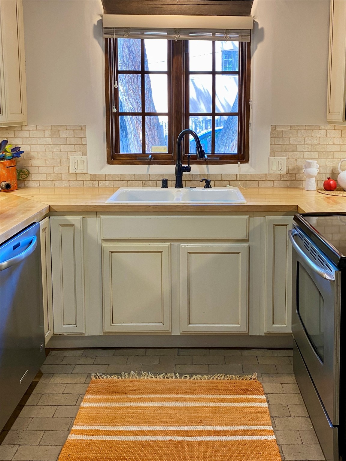 856 E Palace Avenue, Santa Fe, New Mexico image 6