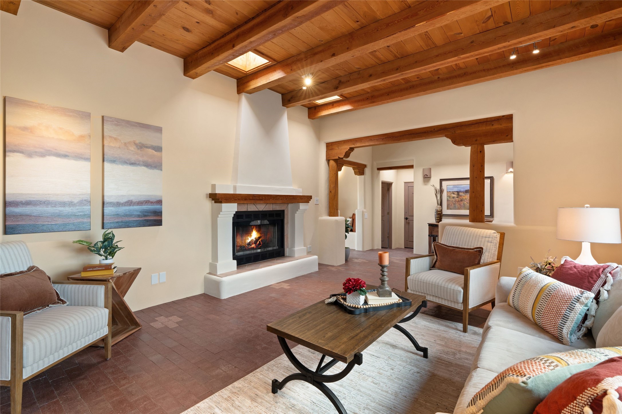 15 Camerada Road, Santa Fe, New Mexico image 1