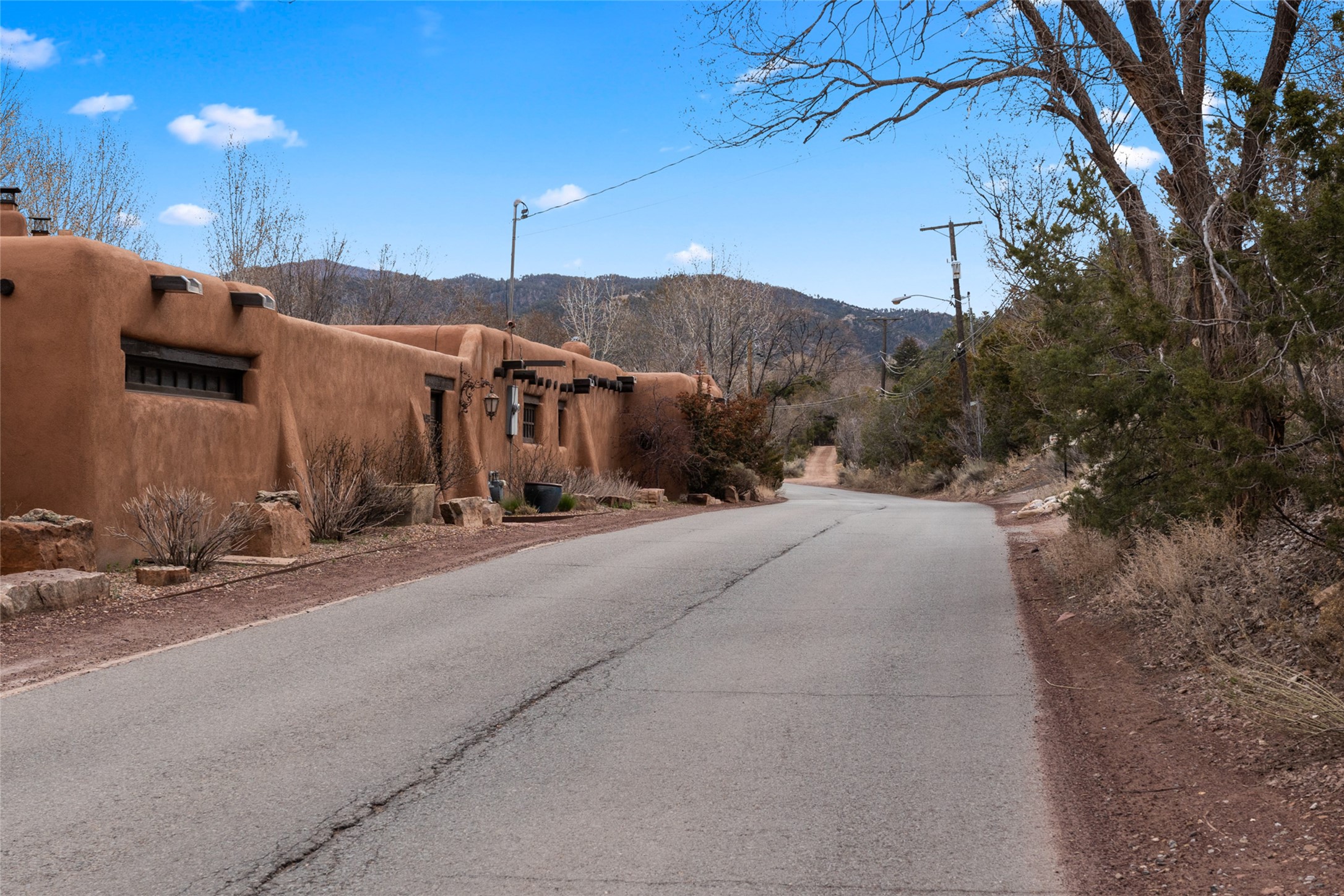 1400 Upper Canyon Road, Santa Fe, New Mexico image 3