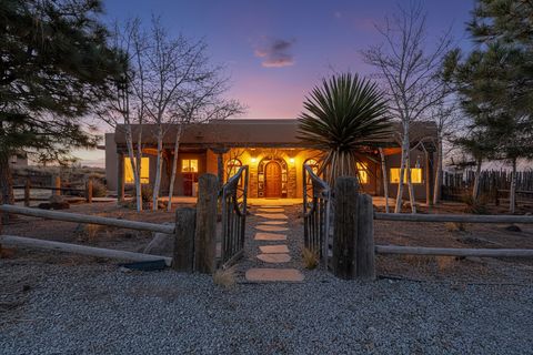 Photo of 11 Virginia Lane, Santa Fe, NM 87508 (MLS # 202505230)