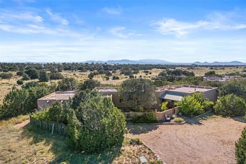 Photo of 12 Calle Cabito, Santa Fe, NM 87508 (MLS # 202504302)