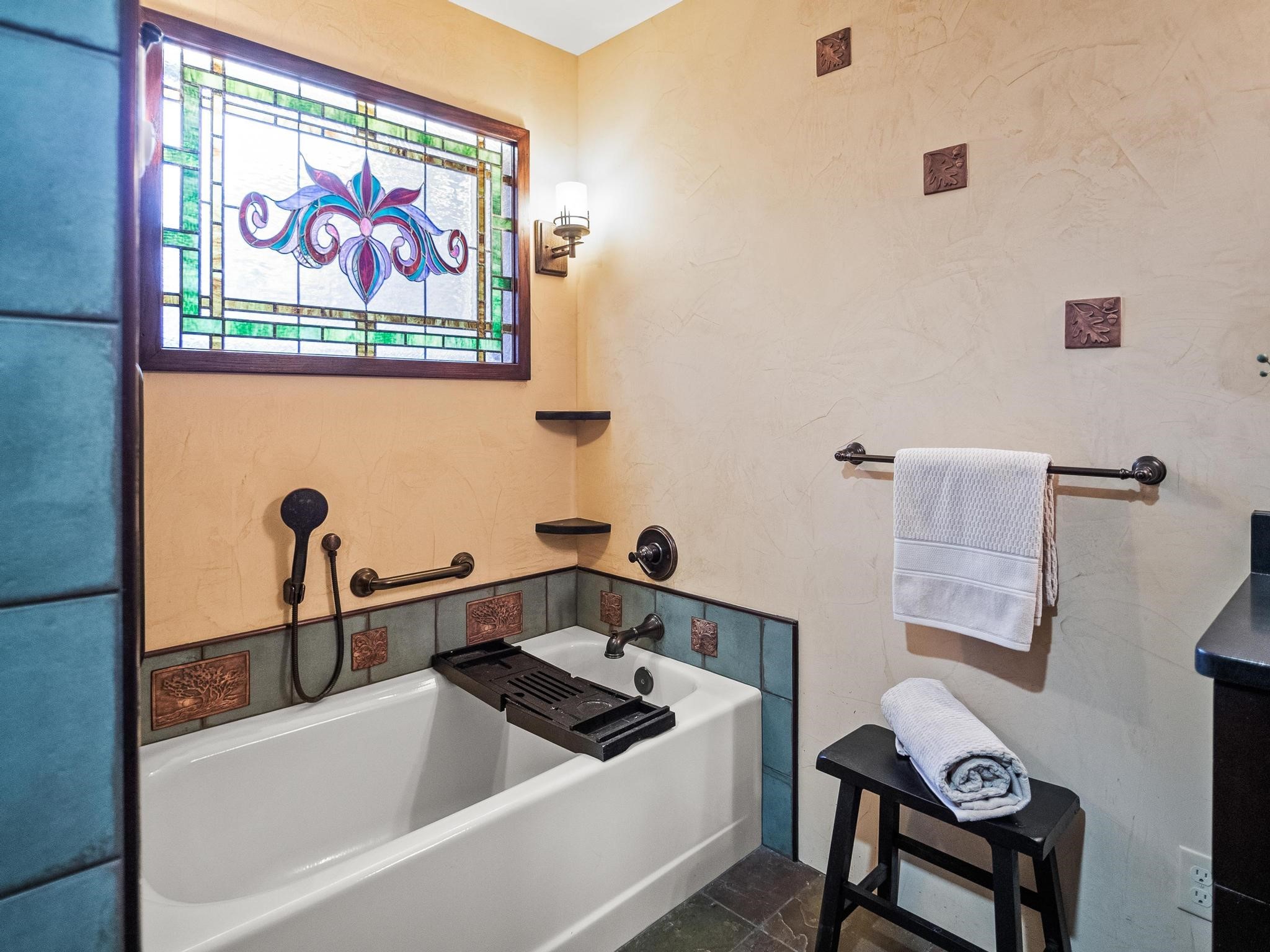 310 Ortiz Lane, Taos, New Mexico image 30