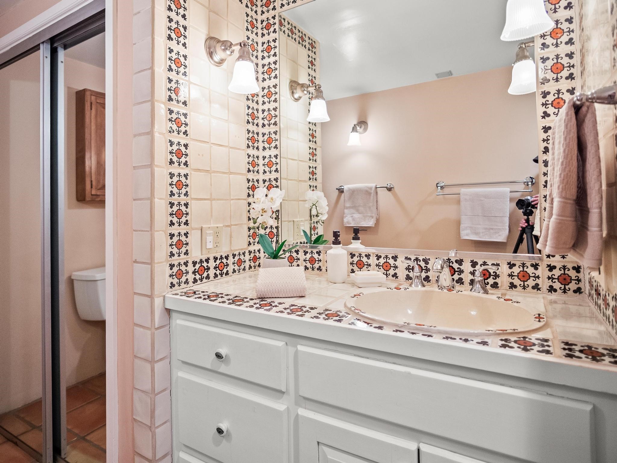 310 Ortiz Lane, Taos, New Mexico image 22