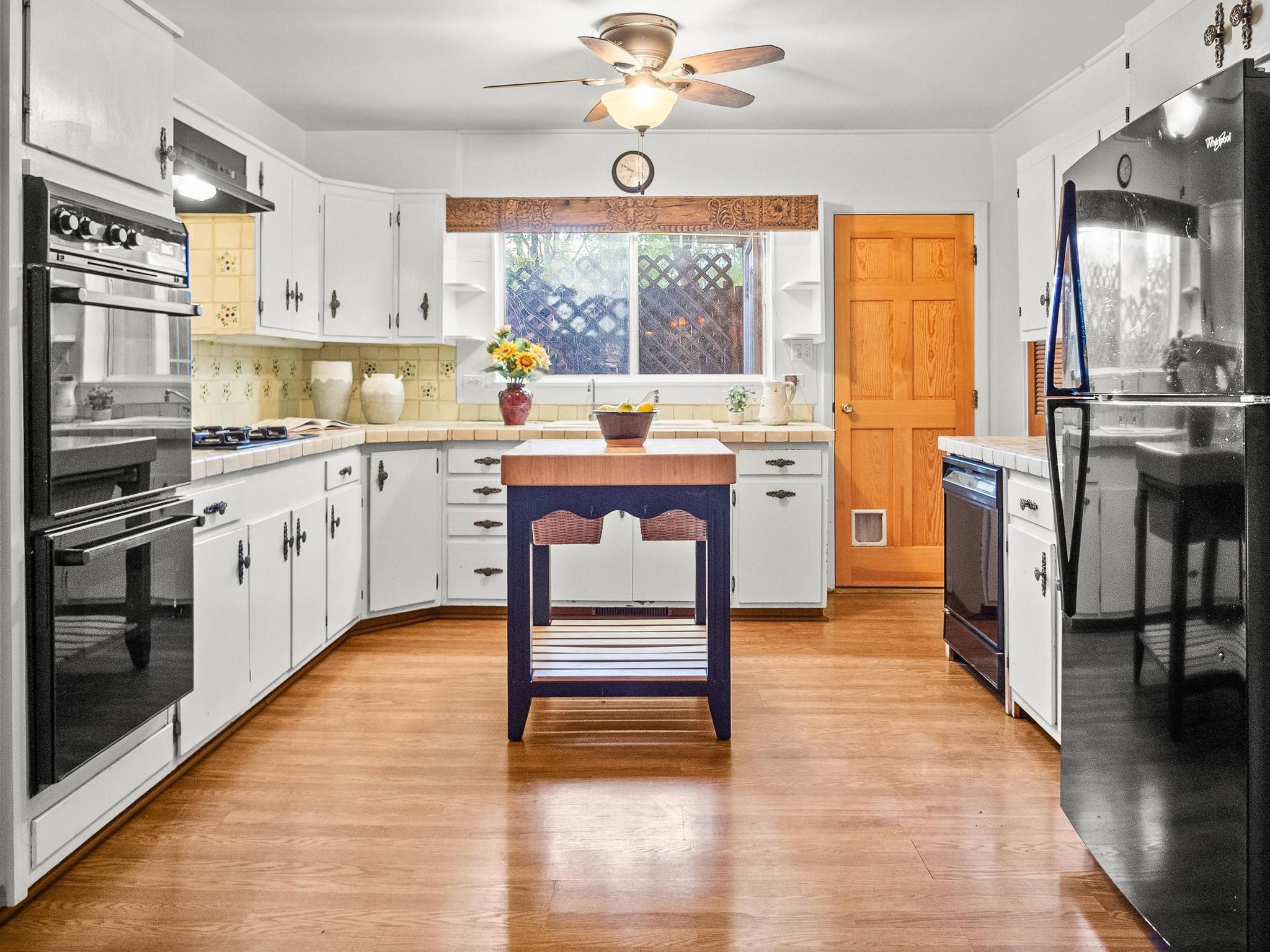 310 Ortiz Lane, Taos, New Mexico image 35
