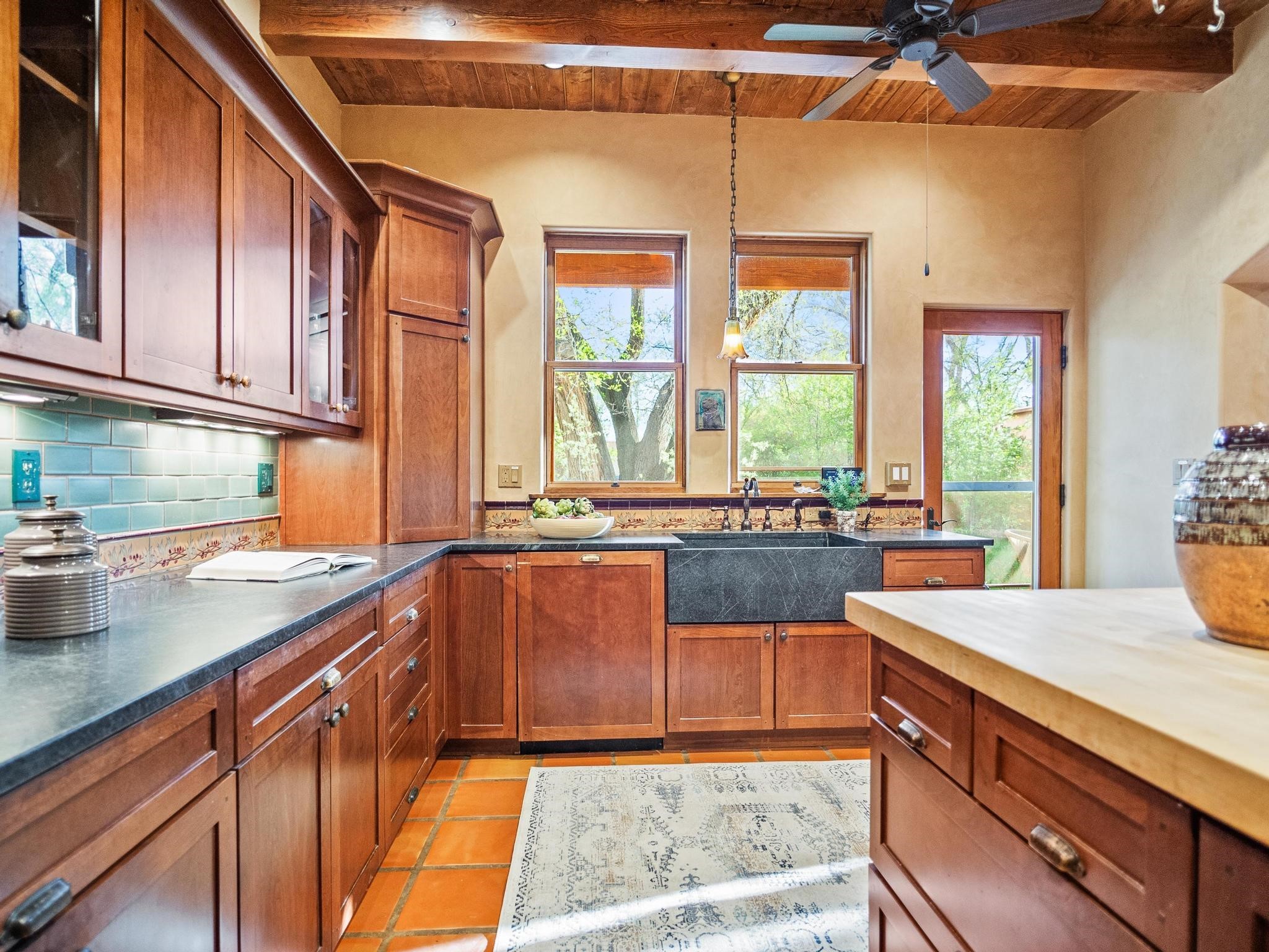 310 Ortiz Lane, Taos, New Mexico image 18