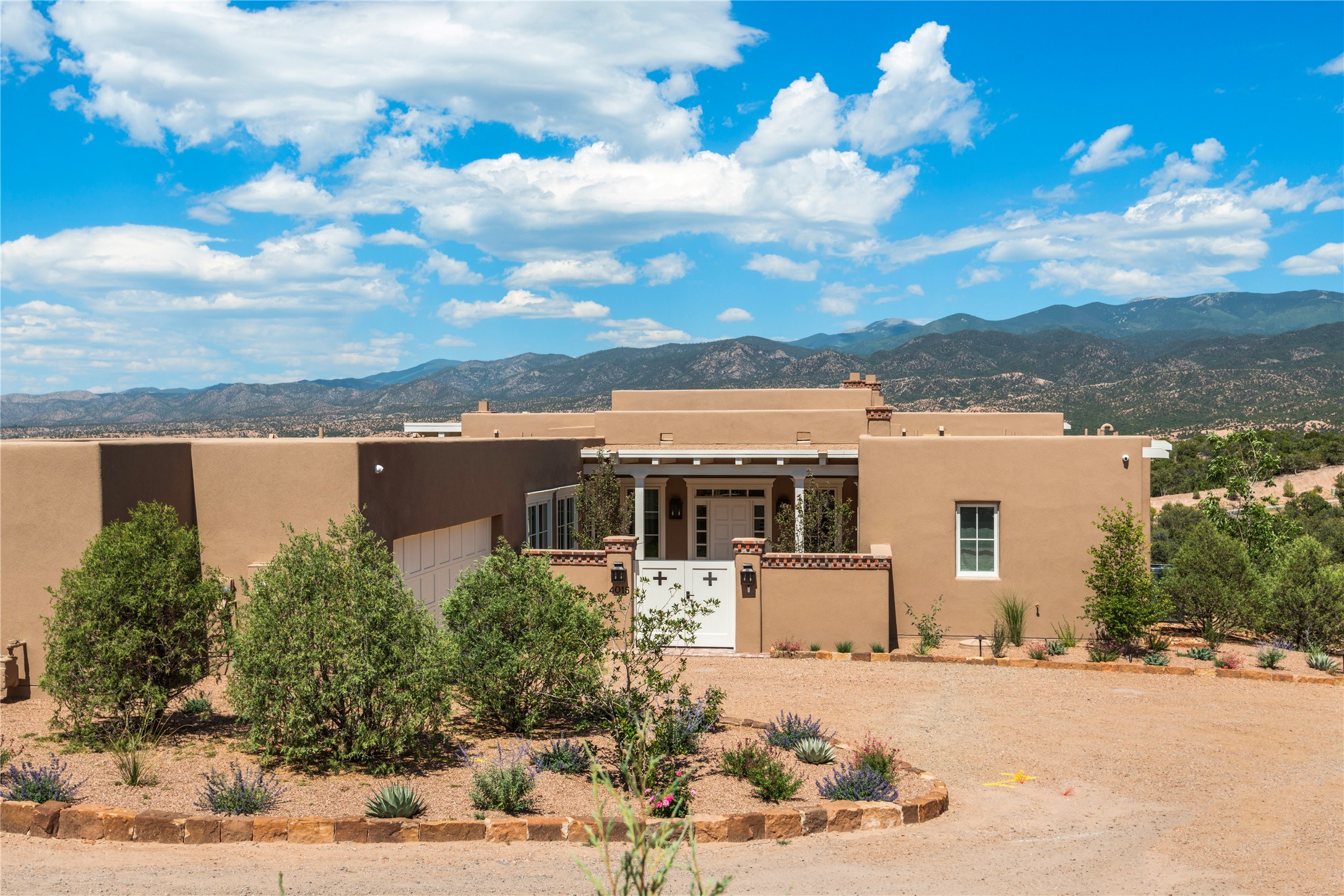 View Santa Fe, NM 87506 house