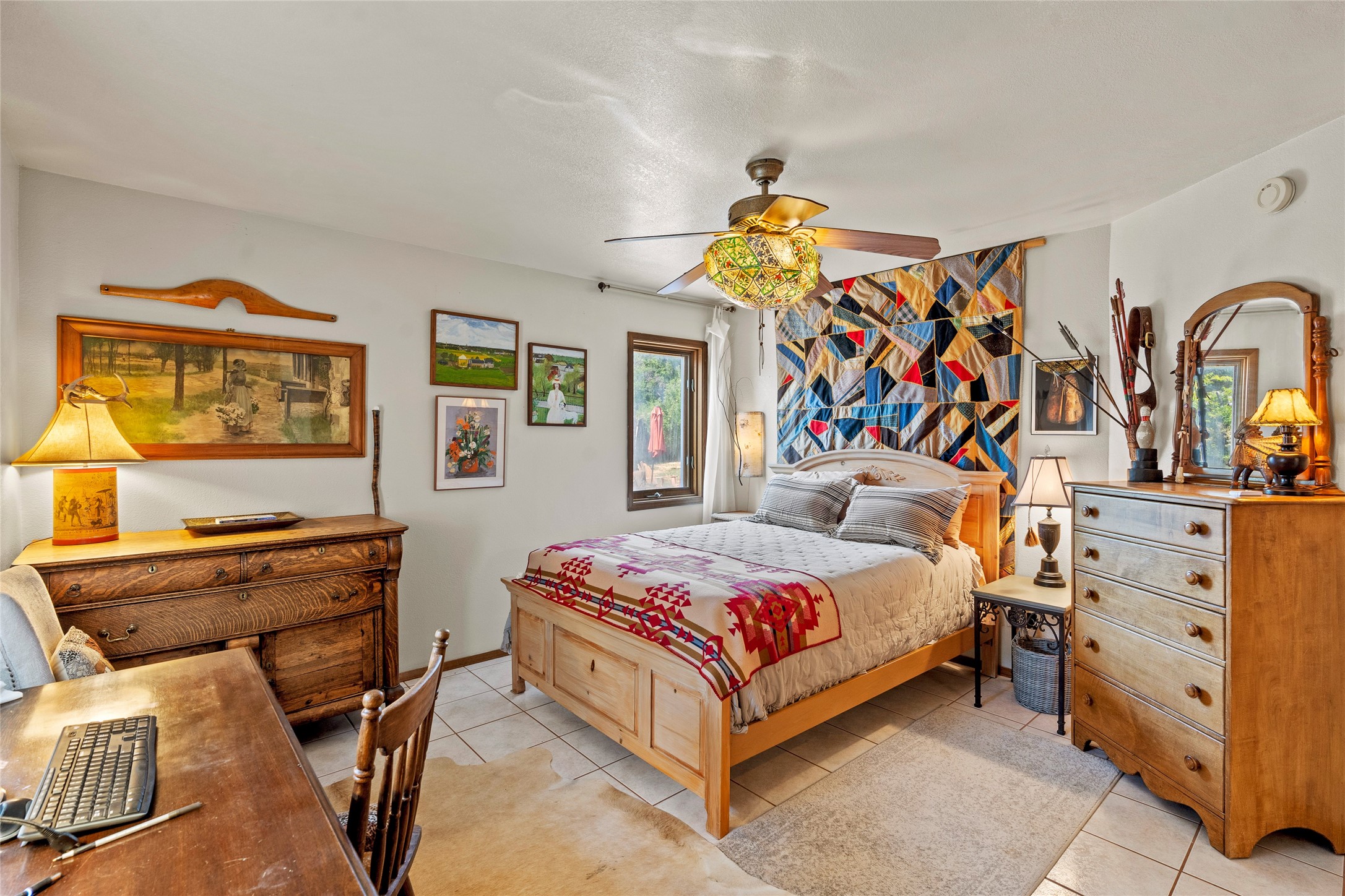 Santa Fe, New Mexico 87506, United States, 3 Bedrooms Bedrooms, ,2 BathroomsBathrooms,Residential,Active,183518