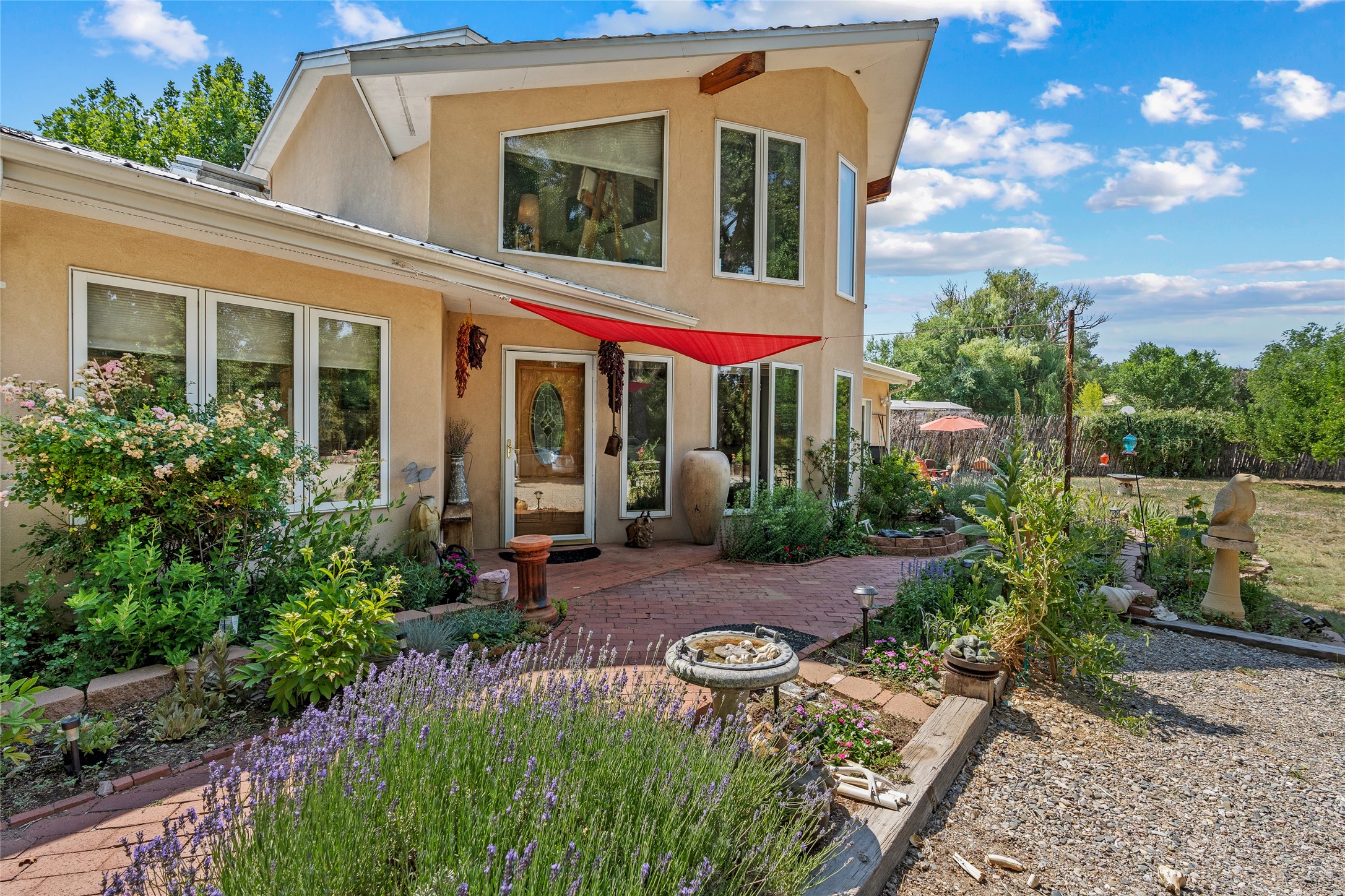 Santa Fe, New Mexico 87506, United States, 3 Bedrooms Bedrooms, ,2 BathroomsBathrooms,Residential,Active,183518