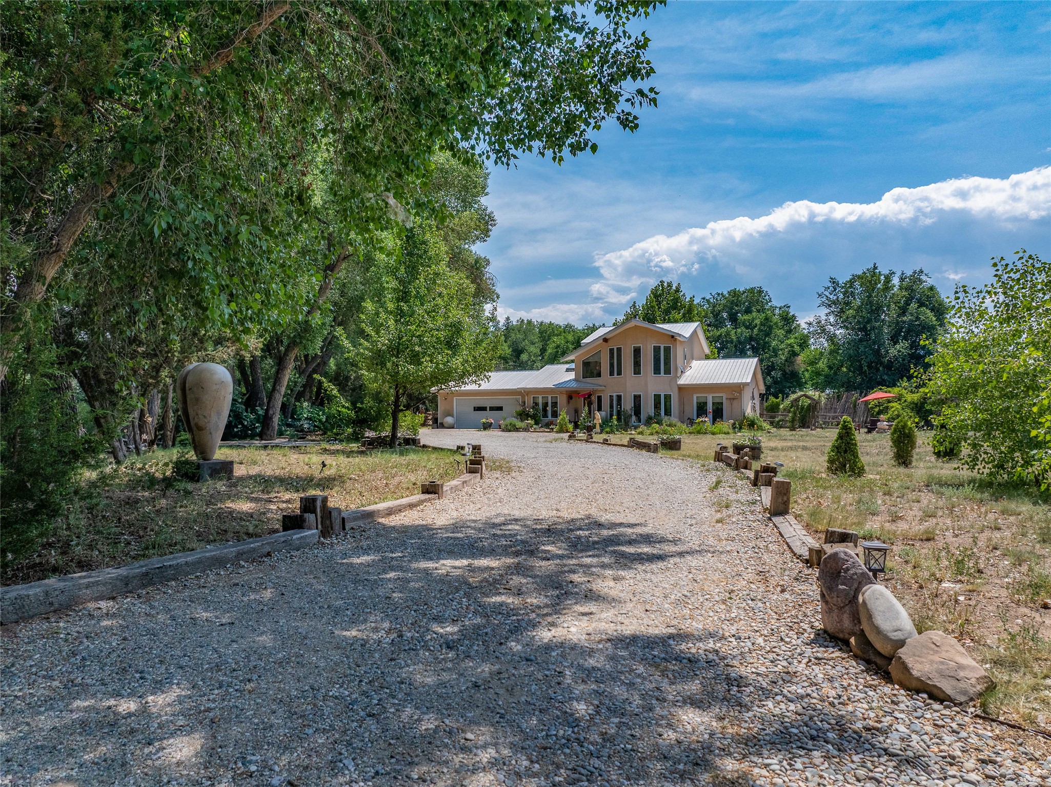 Santa Fe, New Mexico 87506, United States, 3 Bedrooms Bedrooms, ,2 BathroomsBathrooms,Residential,Active,183518