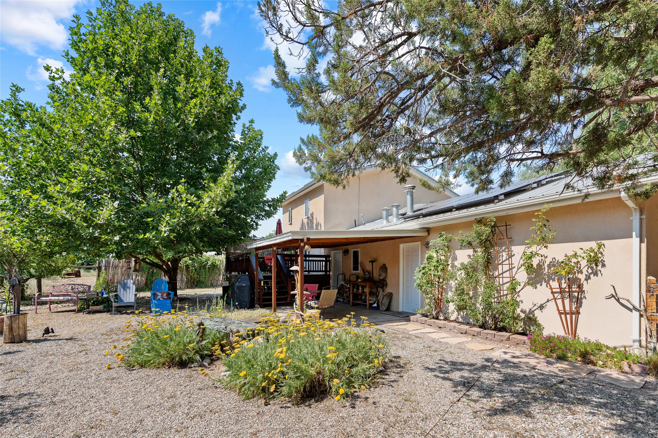 Santa Fe, New Mexico 87506, United States, 3 Bedrooms Bedrooms, ,2 BathroomsBathrooms,Residential,Active,183518