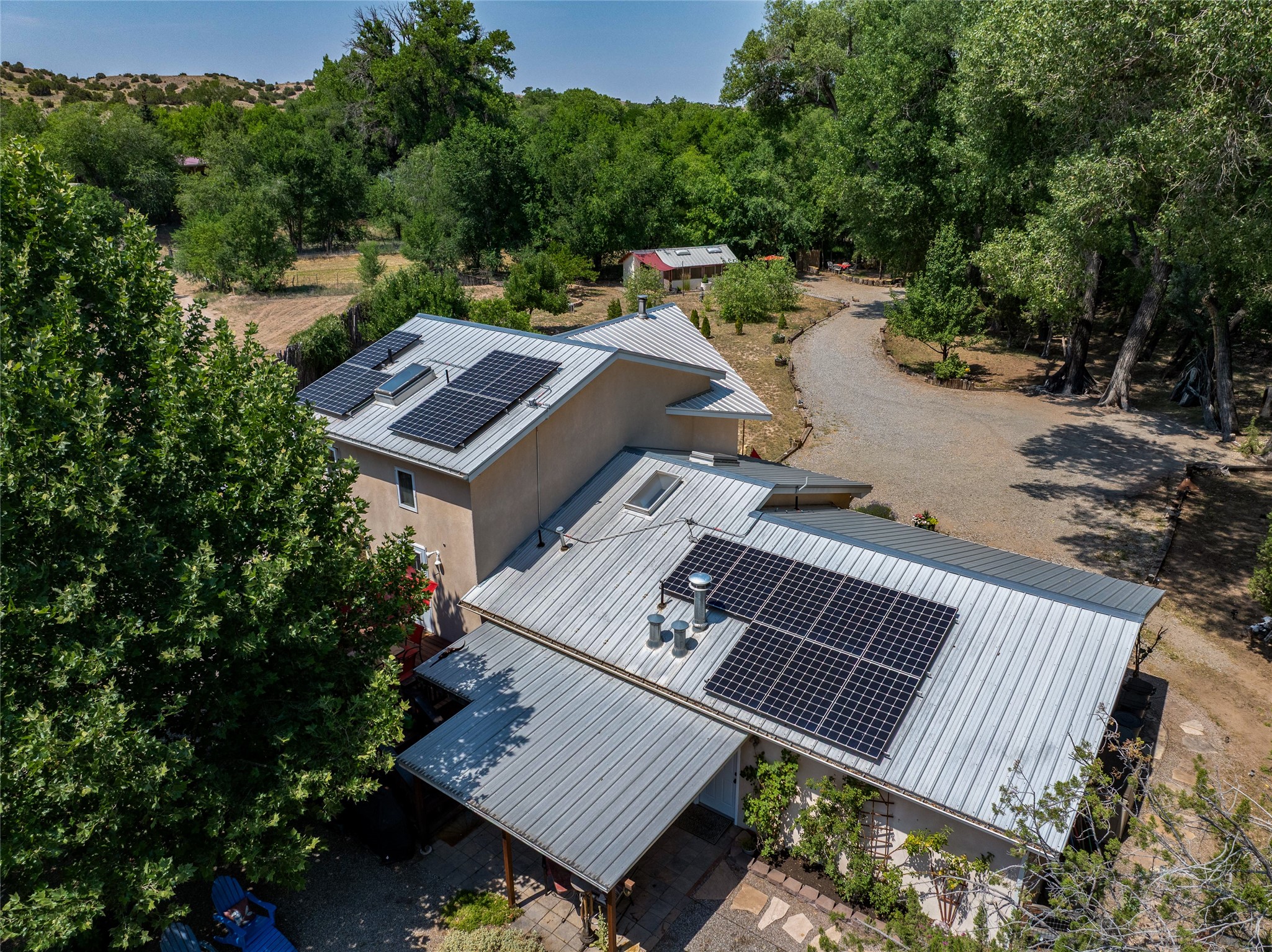 Santa Fe, New Mexico 87506, United States, 3 Bedrooms Bedrooms, ,2 BathroomsBathrooms,Residential,Active,183518