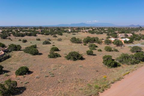 Tiny photo for 5 Dovela Place, Santa Fe, NM 87508 (MLS # 202503885)