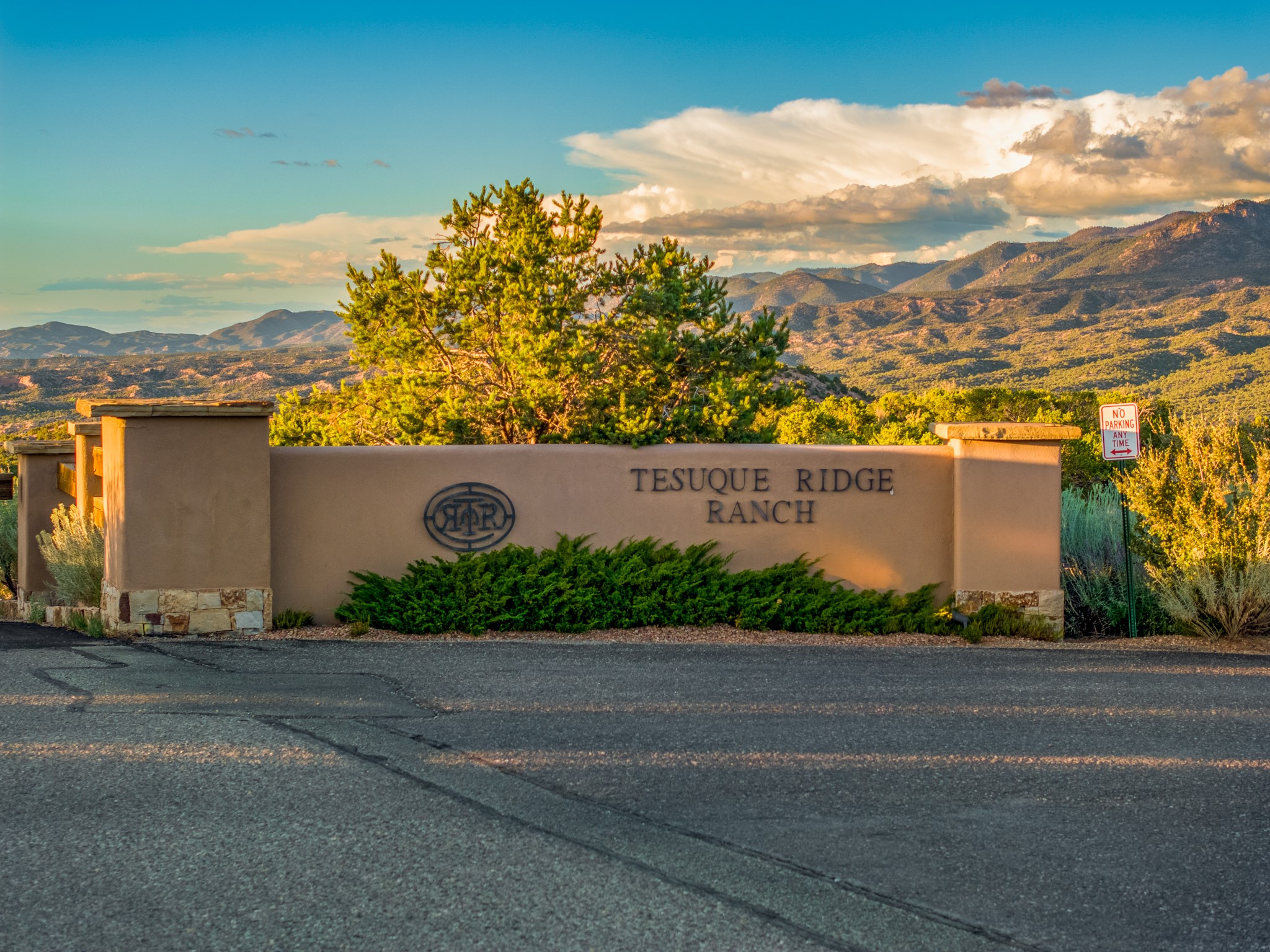 66 Tesuque Ridge, Santa Fe, New Mexico image 2