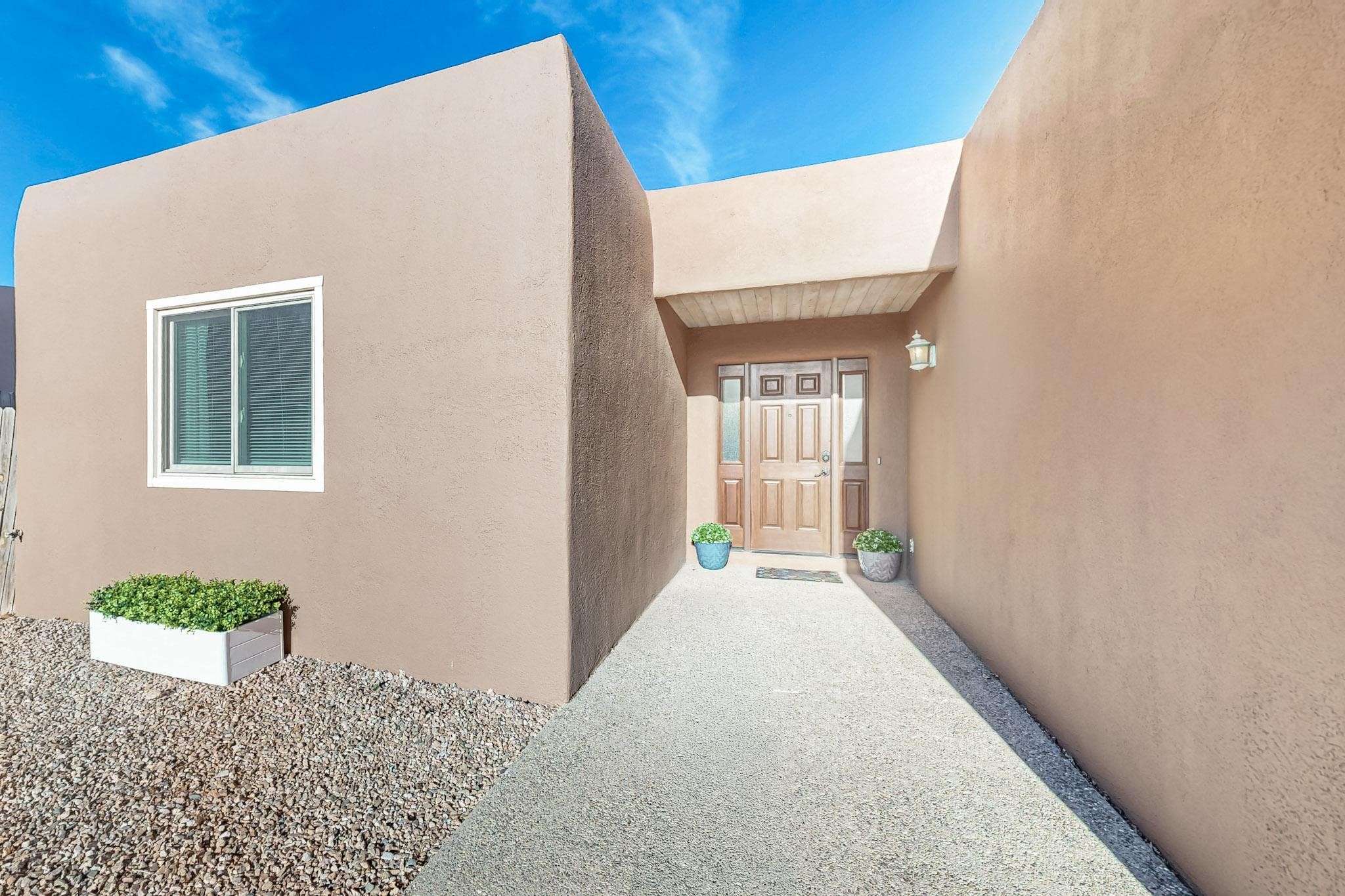 4018 Painted Pony Cir, Santa Fe, New Mexico image 2