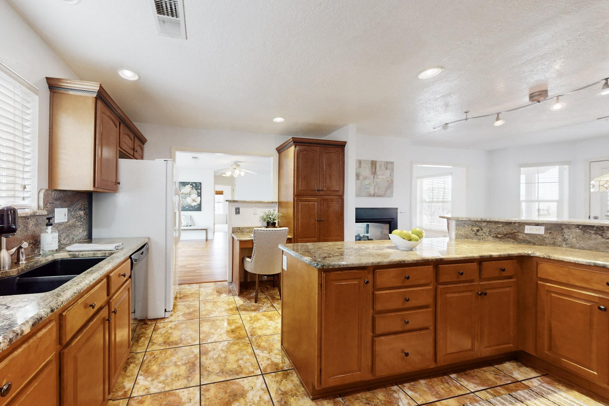 1348 Loma Del Cielo, Corrales, New Mexico image 16